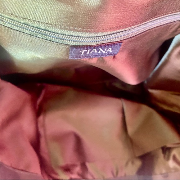 Rare Tiana NY Camo Tote Bag with Beaded stripes and ornate Bee - Picture 7 of 8